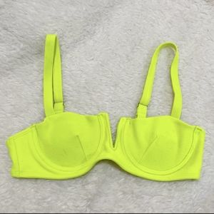 🌮Neon yellow ribbed square bikini top, medium Excellent condition ⚡
